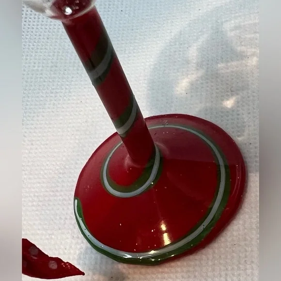 Lolita | Tipsy mini-tini martini glass ornament - Picture 12 of 12